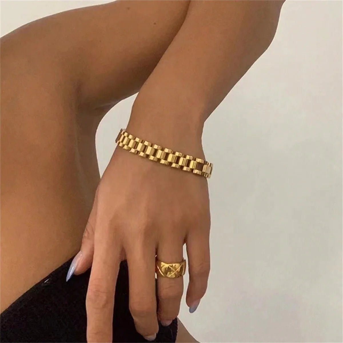 Evan Jewelry 18K Gold Plated Stainless Bracelet for Women