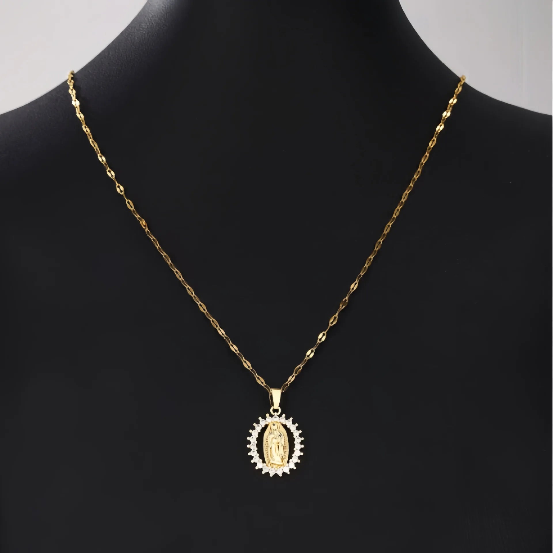 Evan Jewelry Necklace
