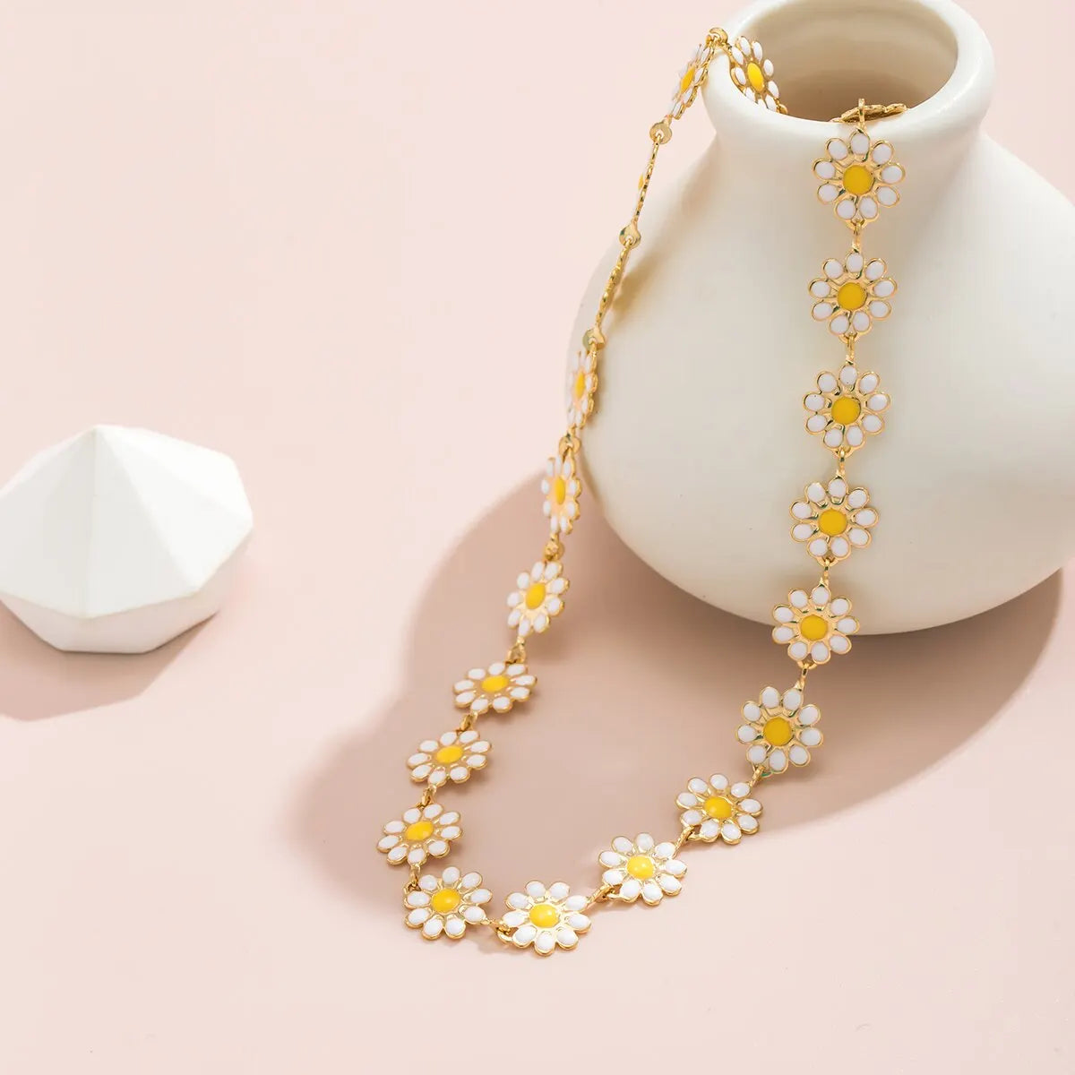 Evan Jewelry Kpop Flower Daisy Clavicle Chain Necklace for Women