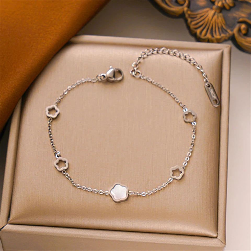 Evan Jewelry Stainless Steel Flower Bracelet For Women
