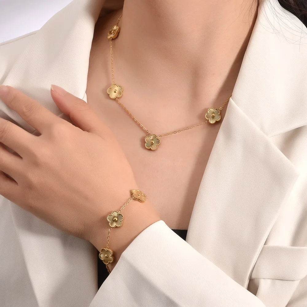 Evan Jewelry Stainless Steel Flower Bracelet For Women